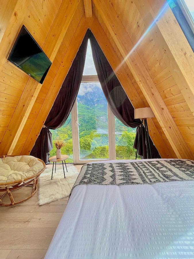 Vidis Chalet Boutique Hotel 泰斯 外观 照片