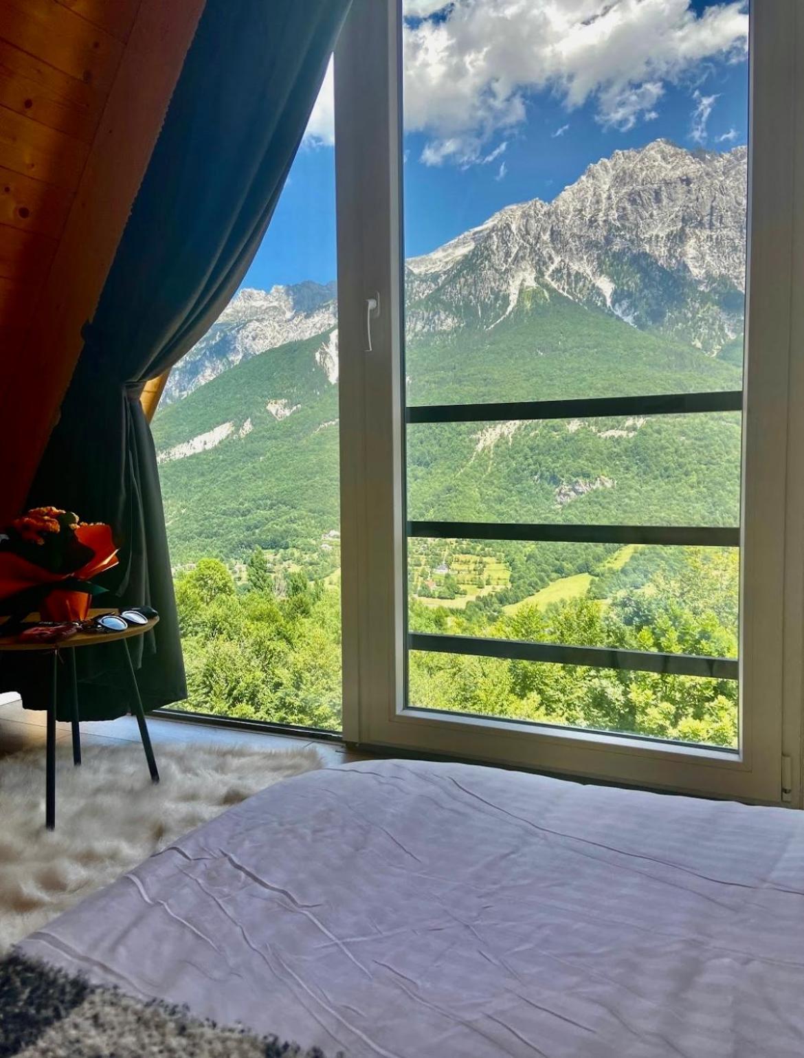 Vidis Chalet Boutique Hotel 泰斯 外观 照片