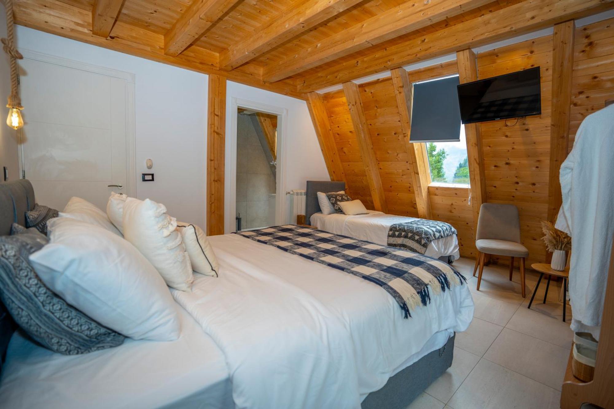 Vidis Chalet Boutique Hotel 泰斯 外观 照片