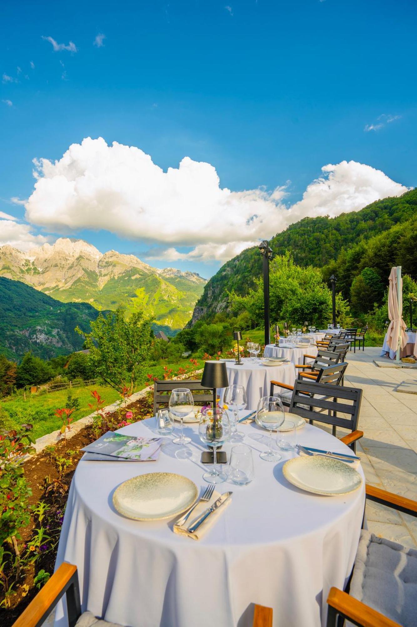 Vidis Chalet Boutique Hotel 泰斯 外观 照片