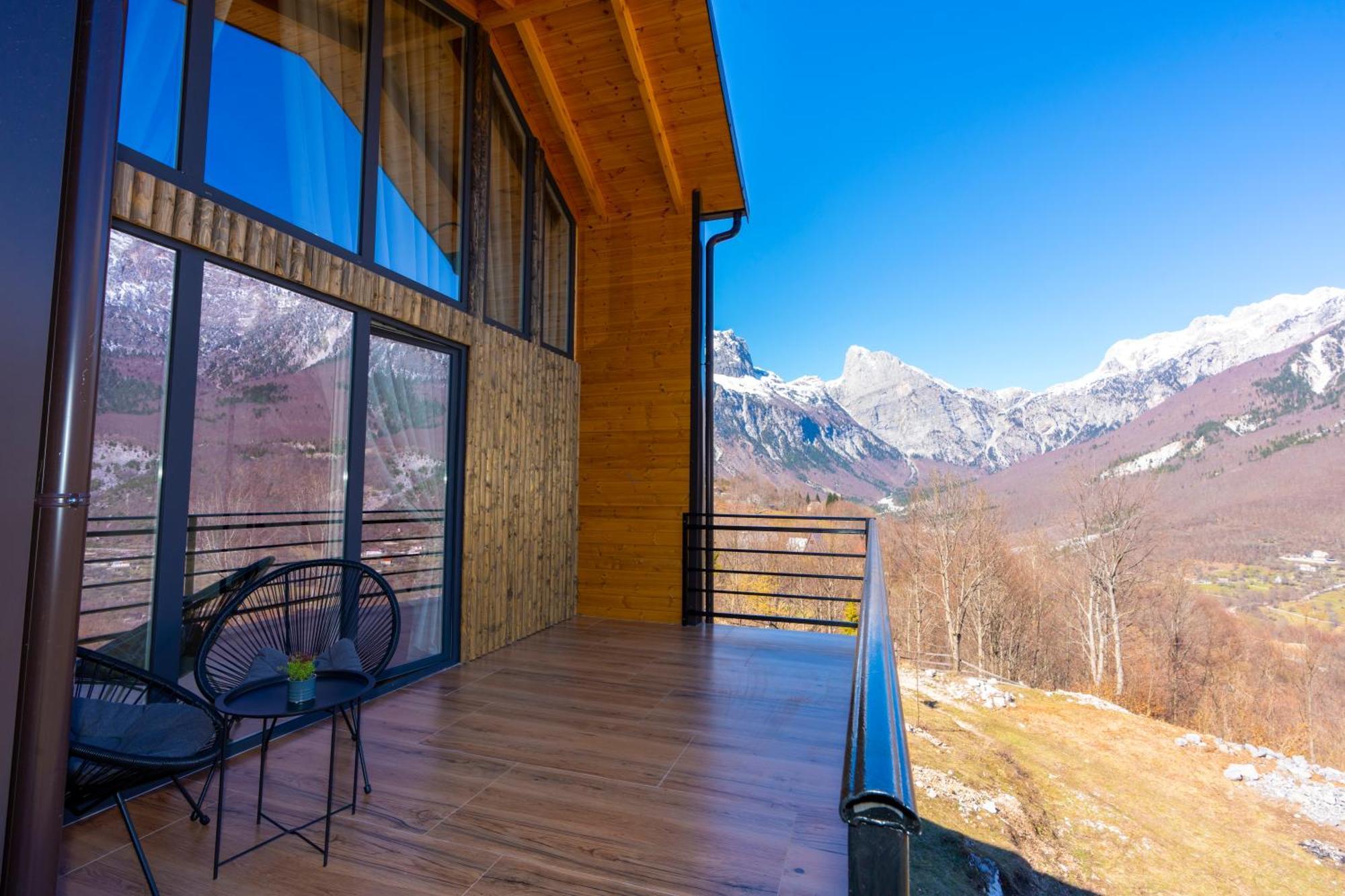 Vidis Chalet Boutique Hotel 泰斯 外观 照片